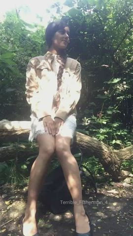 You go for a walk into the woods and see me like this 👅 what would you do? [F] : video clip