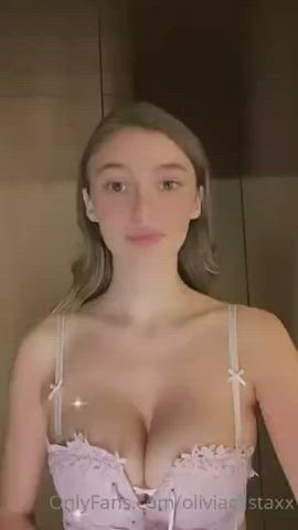 Olivia Casta : video clip