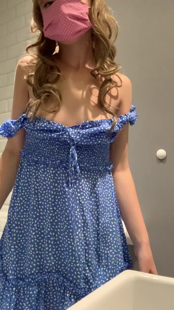 My sundress to undress failed a bit.. but I hope you still like it! 😅 : video clip