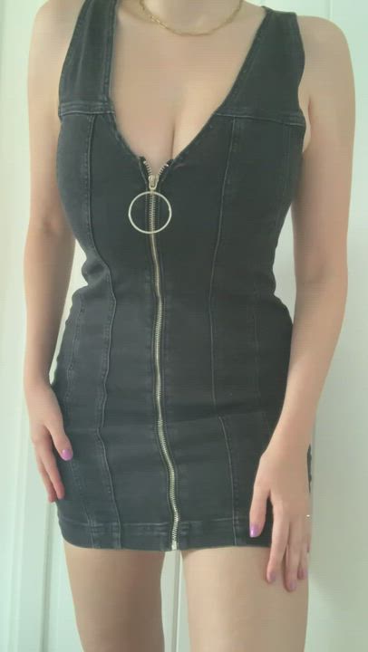 Do you want to unzip me? : video clip