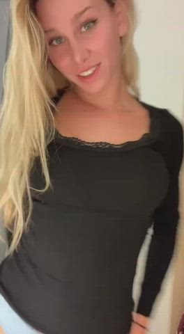ill let you lick them if you promise not to pull out : video clip