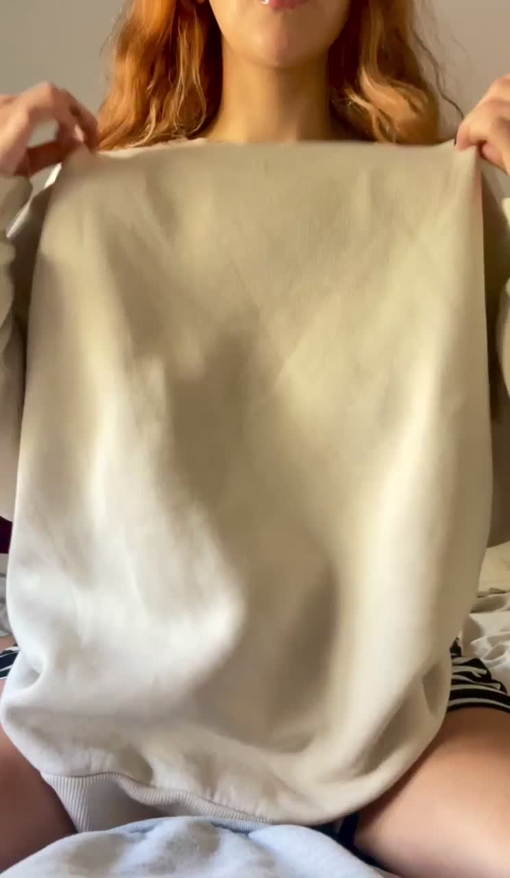 Let me show you my tits before you breed me : video clip