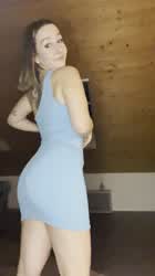 (18) My ass is big but it does look too fat... I think i have to start with working out🙄 : video clip