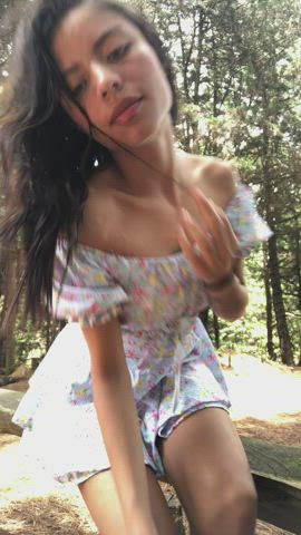 I hope I can brighten your day a bit! : video clip
