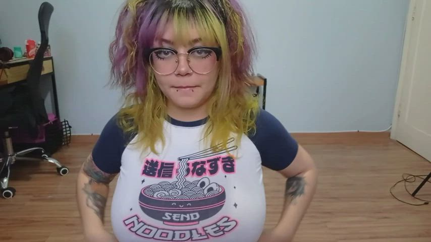 feeling really hot today : video clip