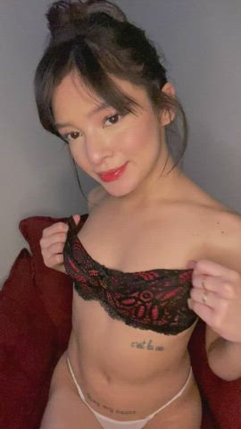 If you like perky naturals, this one's for you 😇 : video clip