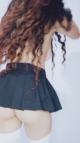 I'm looking for a guy to handle this material : video clip