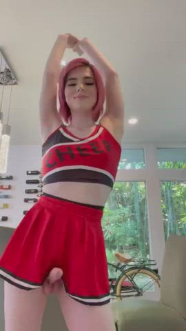 2-4-6-8 who do we appreciate : video clip