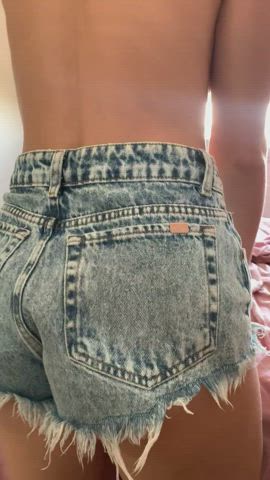 Can you breed me through my shorts? : video clip