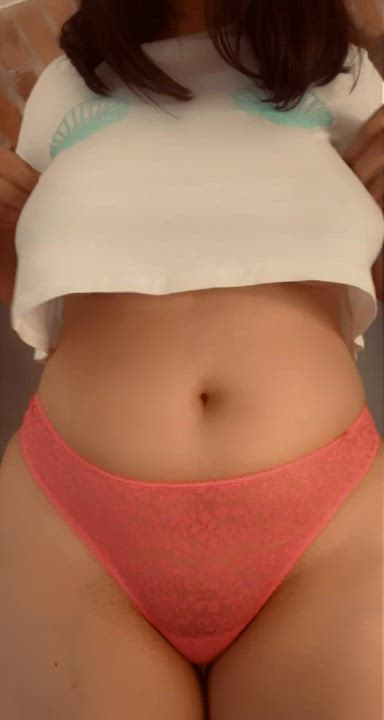 My double Ds don't like bras : video clip