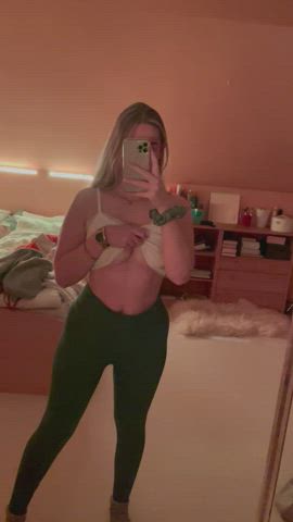 wait for my bubble butt : video clip