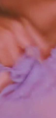 showing off my big tits 👅💦 : video clip