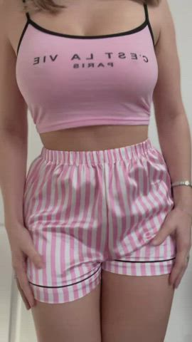 I heard it’s bad luck if you don’t stare at my boobs for at least 30 seconds : video clip