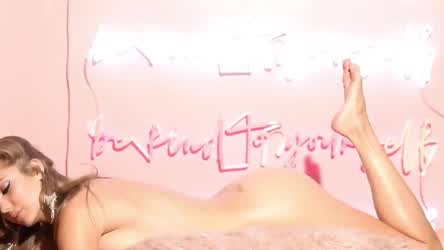 The look in her eyes and that smile... : video clip