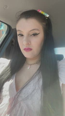 Would you honk if you saw this? [f] [oc] : video clip