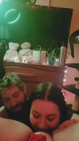 [FFM] Lucky woman gets her pussy eaten before they both get fucked : video clip