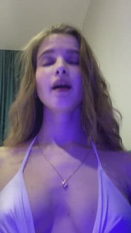 kiss me : video clip