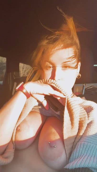Let's play in your car : video clip