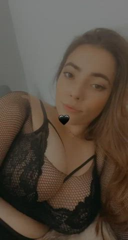 Is cute Face and thick thighs a good combo? : video clip