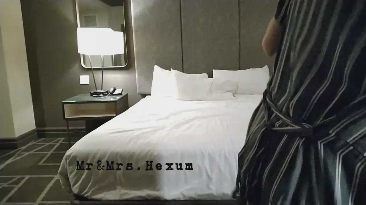 Just a quick peak of how I like to ride cock : video clip