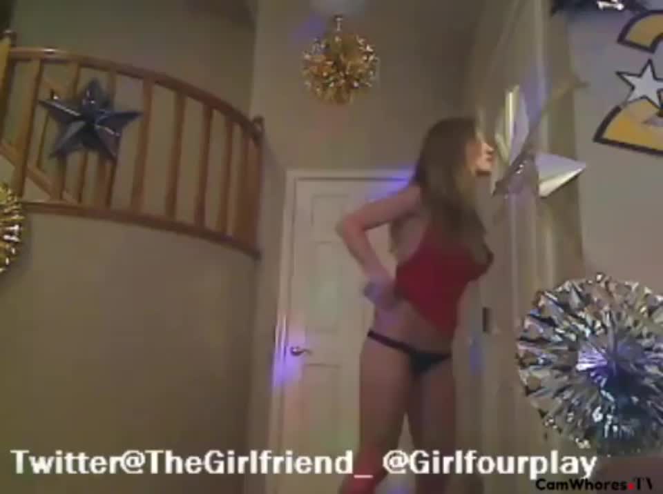 2 Girls Do The Pizza-dare. Panties + Touching As Tip : video clip