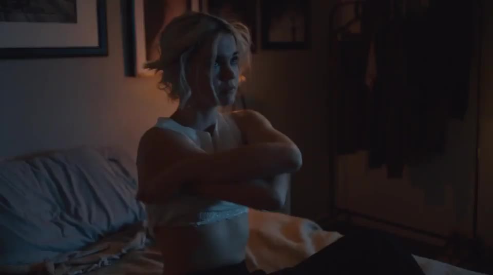 Maia Mitchell No Way Out Topless Scene : video clip