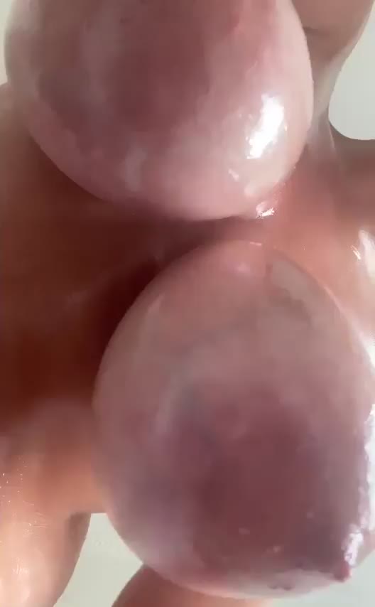 Would you let me tittyfuck you? : video clip