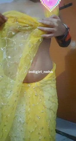 Magic of saree!! : video clip