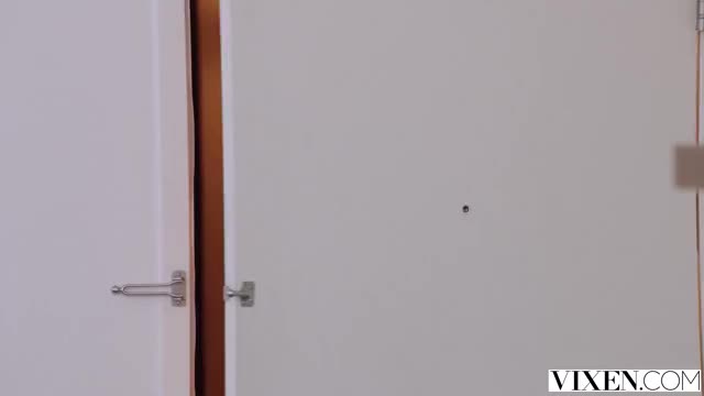 Mia Melano - Vixen : video clip