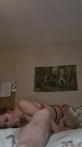 I was built to swallow cum : video clip