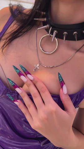 My purple shiny outfit : video clip