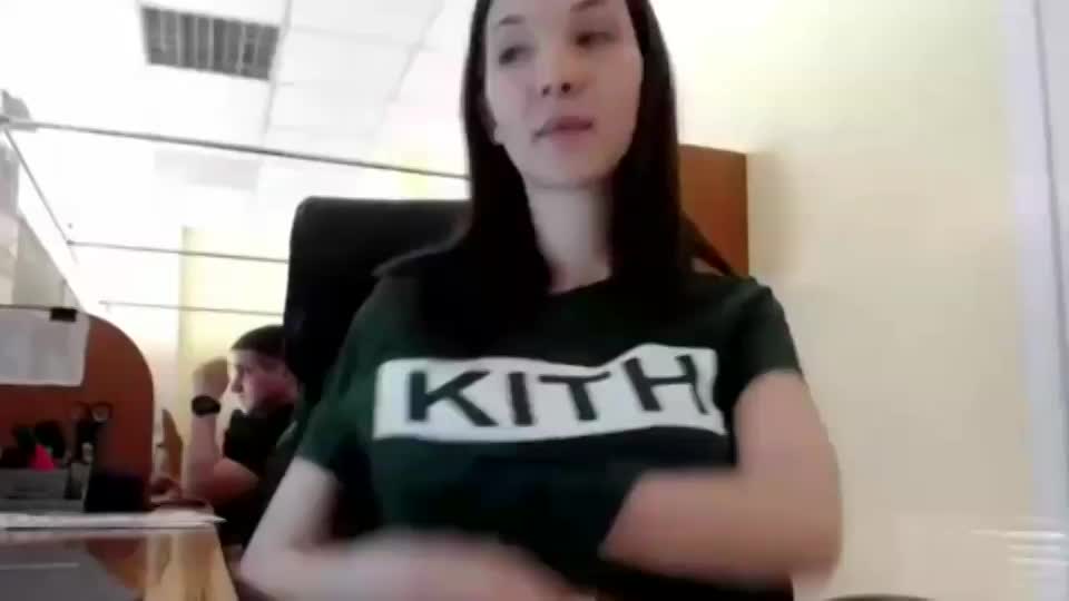 In Her Office : video clip