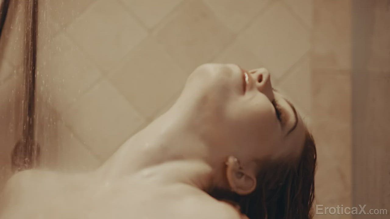 Nala Brooks - Rinsing Off : video clip