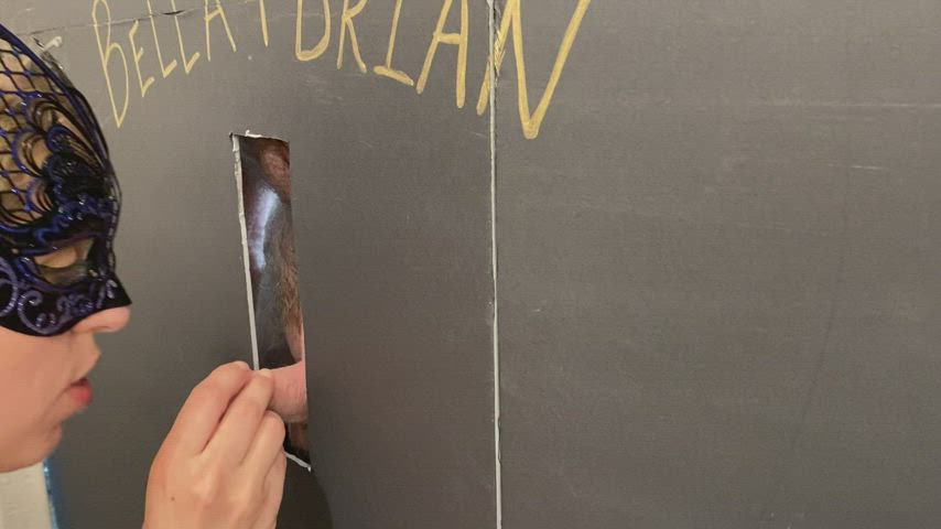 Gloryhole guy pulls away to try not to cum too fast. : video clip