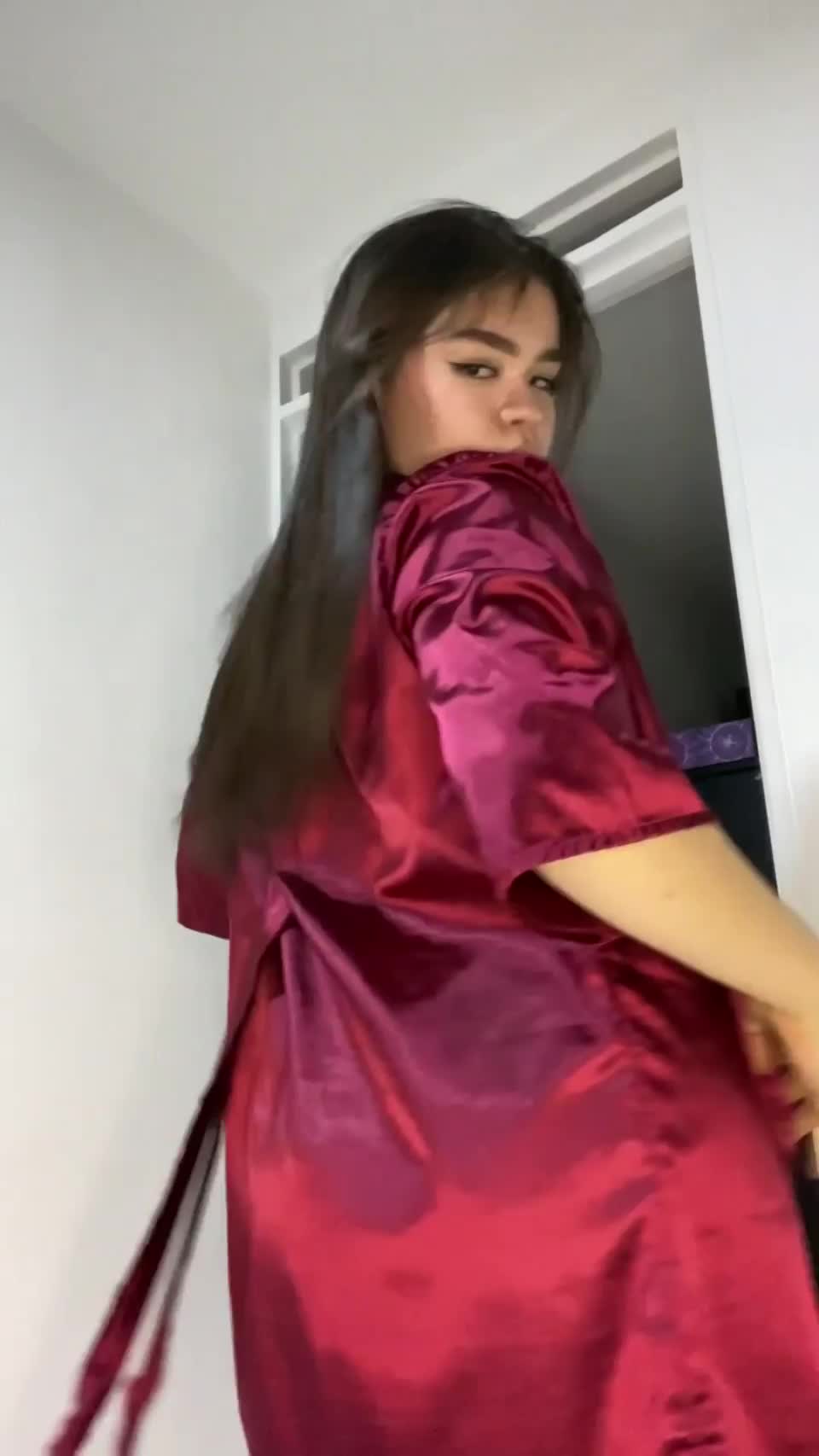 I'm new here, am I too young to be gooned, being an 18 girl? : video clip