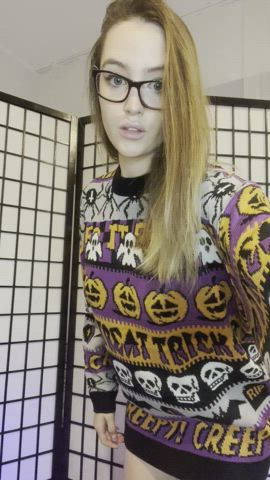 something hot under the sweater : video clip