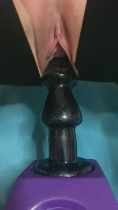 Big toys make me a squirting mess! : video clip