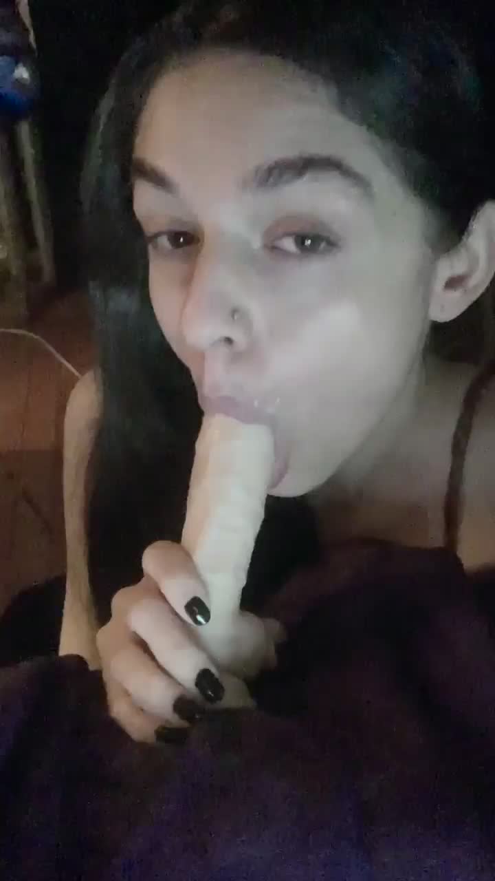 How many spit trails 🤍💦 [OC] : video clip