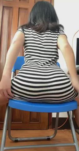 Looking for roommates willing to creampie me : video clip