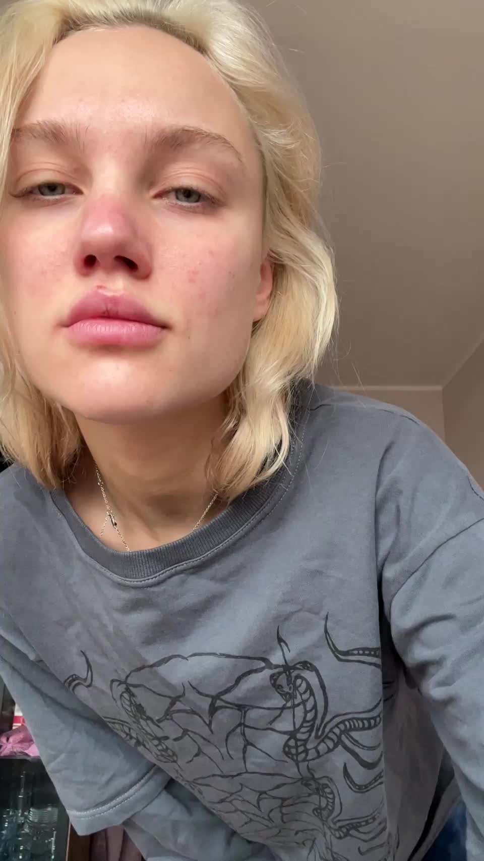 How is my pale petite body for a 20yo : video clip