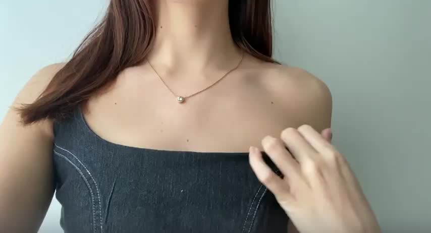 Promise to play with my tits if you go down on me!!! : video clip