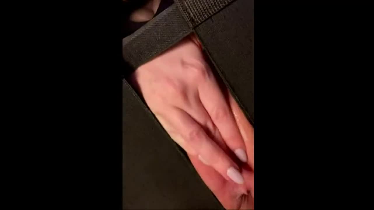 Look what I did with my fingers to my pussy : video clip