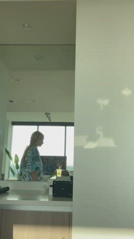 what IG sees vs what reddit sees : video clip