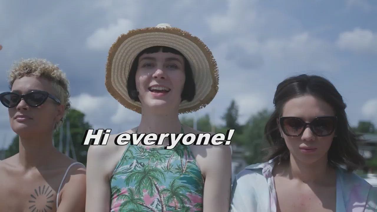 Boat trip! : video clip