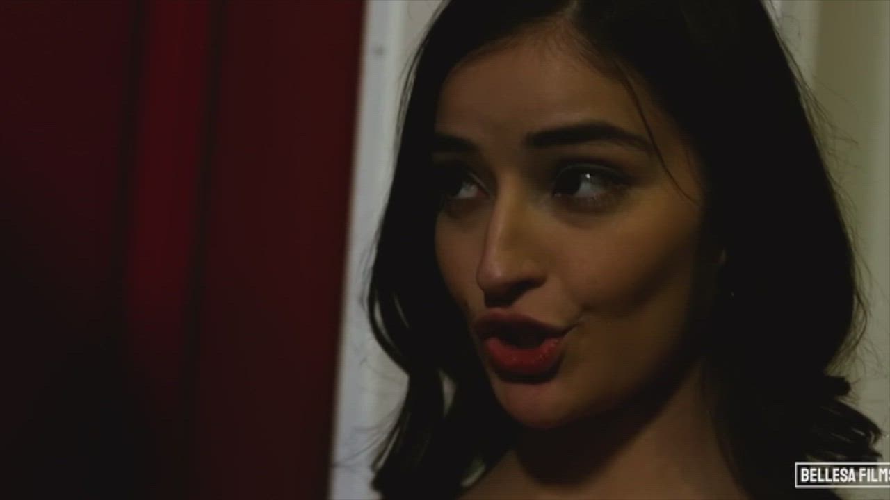 Emily Willis(latina) and Michael Vegas(caucasian) - Passionate Good Night kisses : video clip