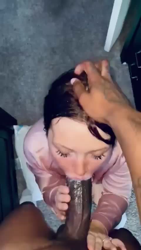Dick vs Mouth : video clip