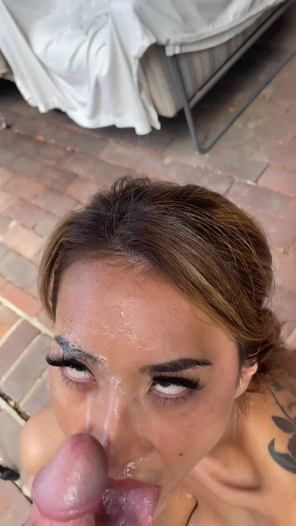 Love cum running down my face 🤣 : video clip