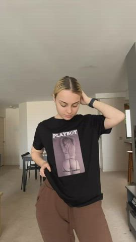 Should I wear the first or second outfit to meet your parents? : video clip