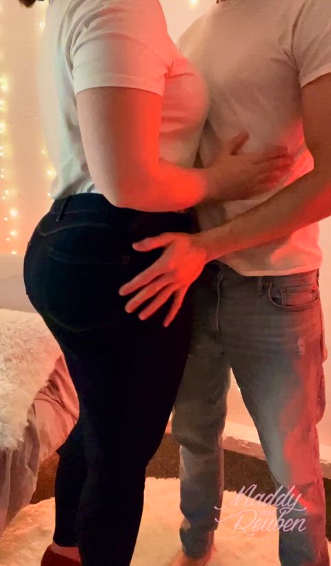 Time stops and I grab your dick what do you do : video clip