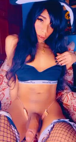 Would you ever jerk a girls cock while she rides yours? 💜 : video clip
